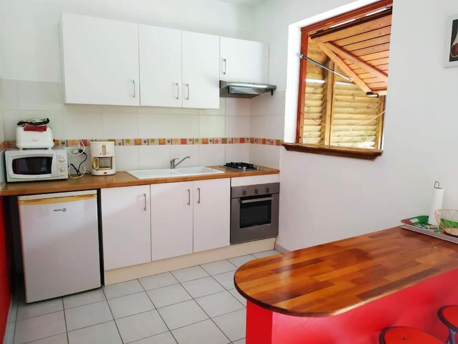 Studio Avec Une Vue Dominante Sainte-Anne  Extérieur photo